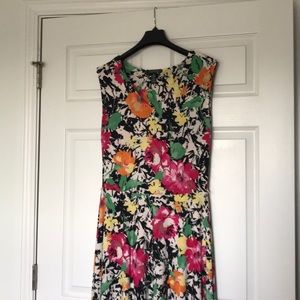 Lauren by RL sleeveless floral dress size M